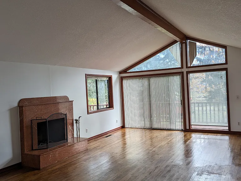 26008 NE 206th Ave — Photo 26