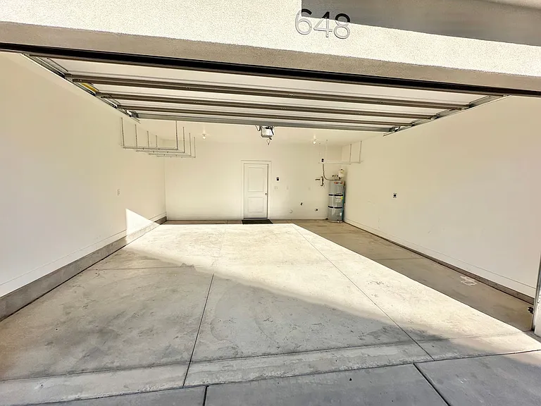 648 W Vermillion Wind Ln — Photo 27