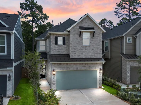 528 Red Cascade Trl, Willis, TX 77318