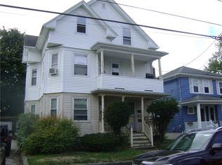 40 Blackamore Ave, Cranston, RI 02910