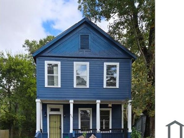 864 Pettus St