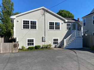 39 Warren St #U-1B, Newburyport, MA 01950