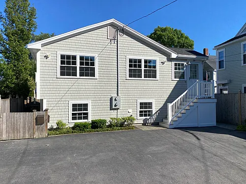 39 Warren St #B Photo 1
