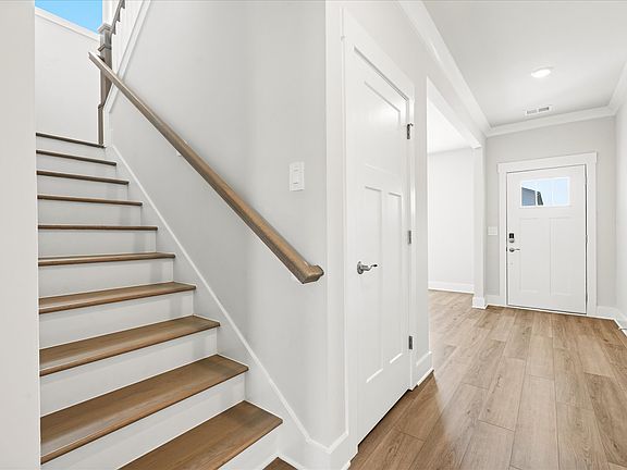 Welcome to the Chatham floorplan at Cedar Shoals - Signature Collection.