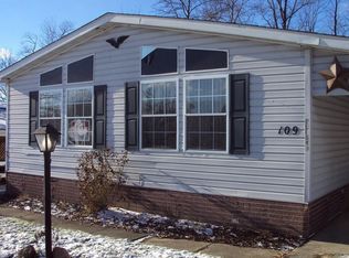 109 Highland Dr, Hiram, OH 44234