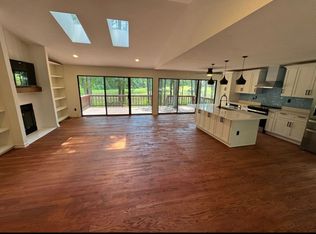 3106 Three Bridges Rd, Midlothian, VA 23112