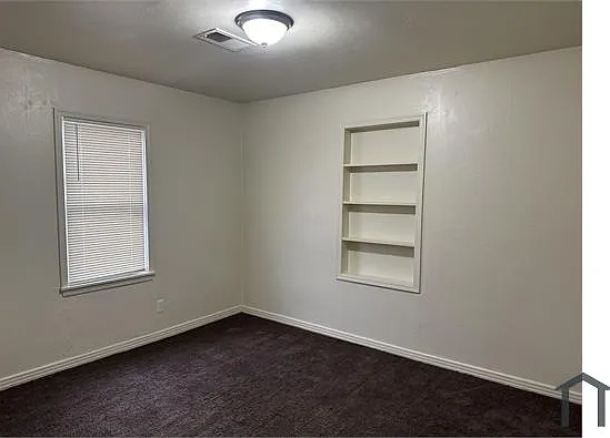 3701 S Villa Ave — Photo 12