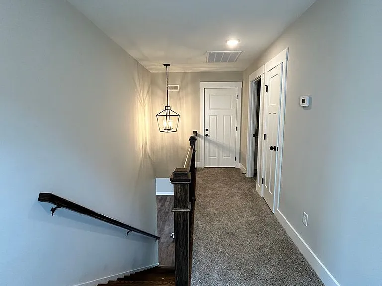 555 Willow Grove Ct — Photo 9