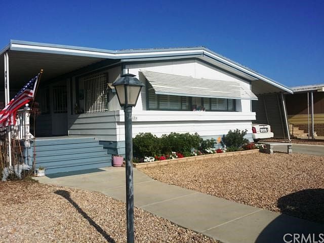 1st image of 26084 Kentia Palm Dr