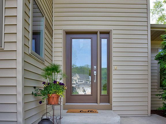 4th image of 6394 Reserve Way