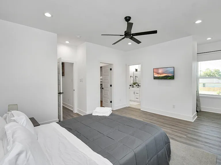 6531 Rosemary Ln #A — Photo 19
