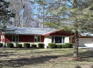 1124 Indian Mound Rd, Sheboygan, WI 53081