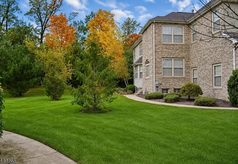 2406 Taggert Dr — Photo 14