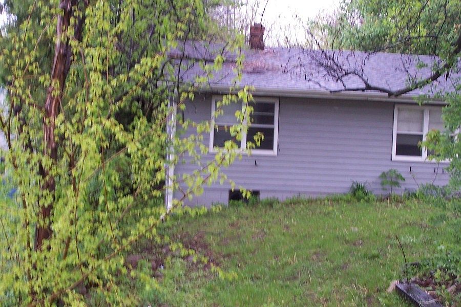 2nd image of 5224 Ames Ave