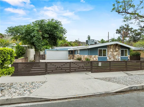 11924 Bromont Ave, Pacoima, CA 91331