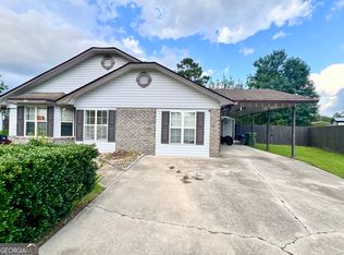 807 Barony Ct, Hinesville, GA 31313