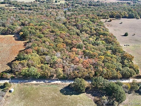 2nd image of 10392 S Buckholt Rd