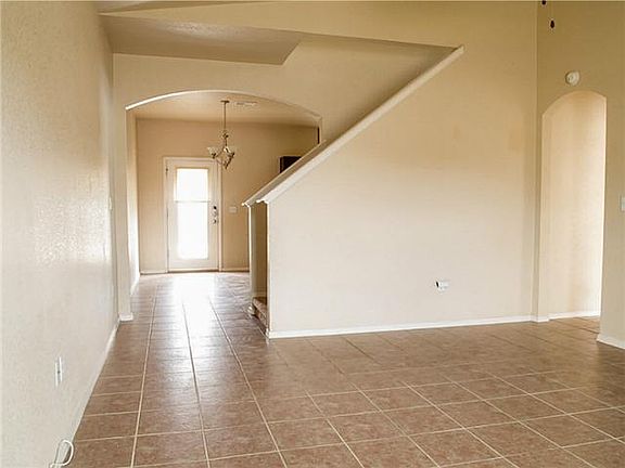2nd image of 6978 Texas Oak Dr