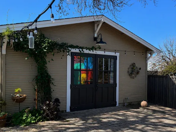 645 Wright St, Santa Rosa, CA 95404