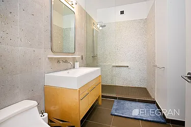 Rented by (Legacy) Elegran