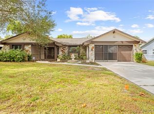 7401 Galloway Rd, Weeki Wachee, FL 34613