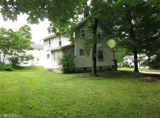 148 N Sycamore St, Ravenna, OH 44266