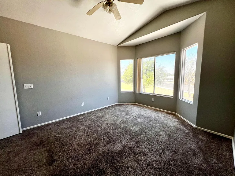 1631 N Garrett Dr — Photo 33