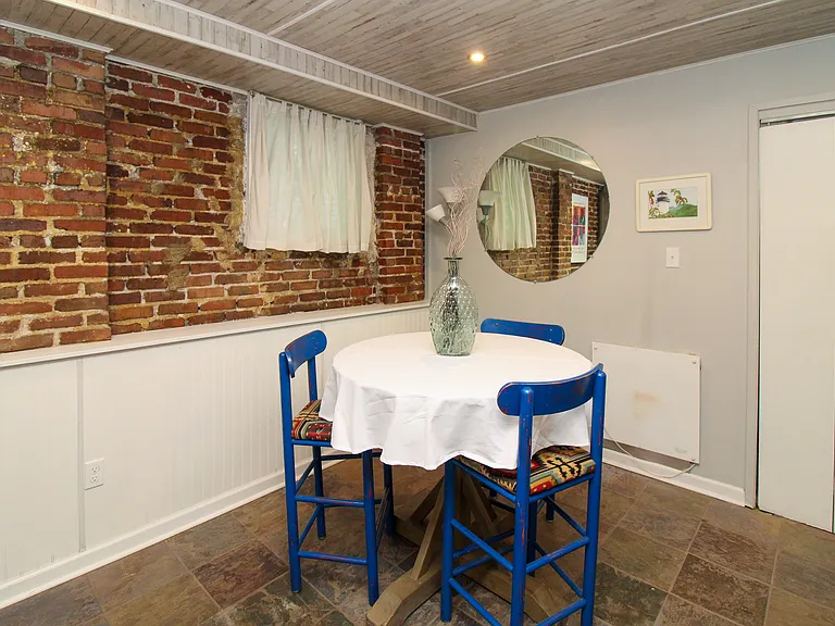 32 Balm Grove Ave #B — Photo 5