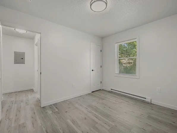 27 Joliet Ct #29, Groton, CT 06340