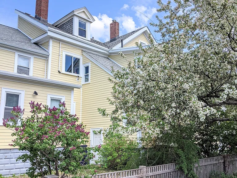 1 Salem St #2 — Photo 7