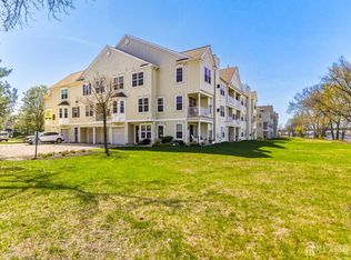 5210 Riverfront Dr, Palmyra, NJ