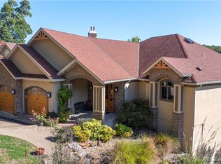 377 Lake Dr, Sunrise Beach, MO 65079