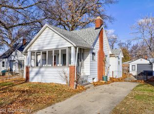 78 W Jarvis Ave, Hazel Park, MI