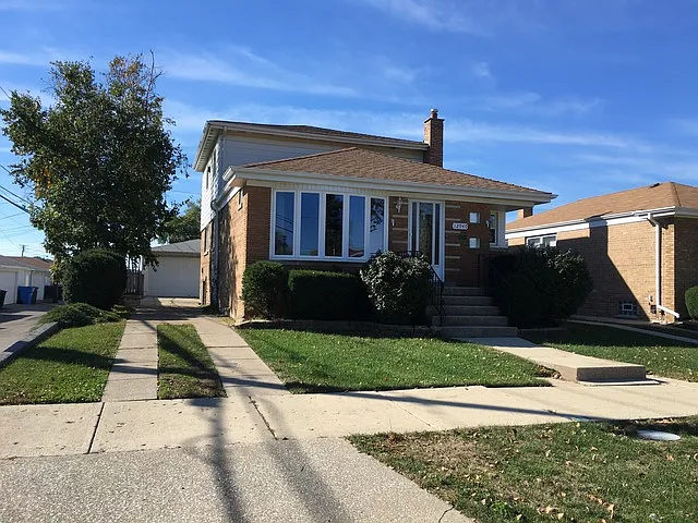 12940 S Manistee Ave photo 1