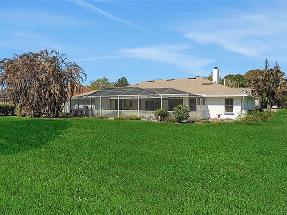 4th image of 2984 Plantation Rd