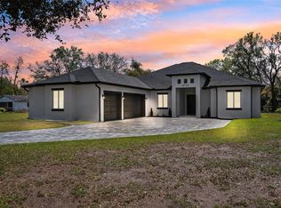 8722 N Meadowview Cir, Tampa, FL 33625