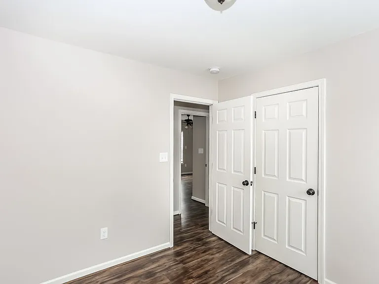 3620 Luton Ct — Photo 12