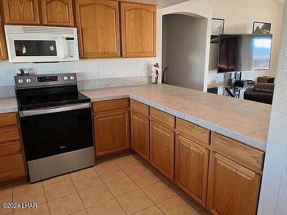 3rd image of 2635 Smoketree Ave N