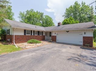 9393 Pleasant Dr, Tecumseh, MI