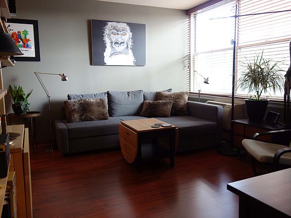 2nd image of 3033 N Sheridan Road # Fl 6th