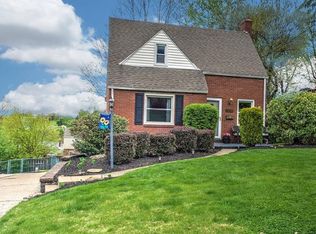 113 Leon Rd, Pittsburgh, PA 15220