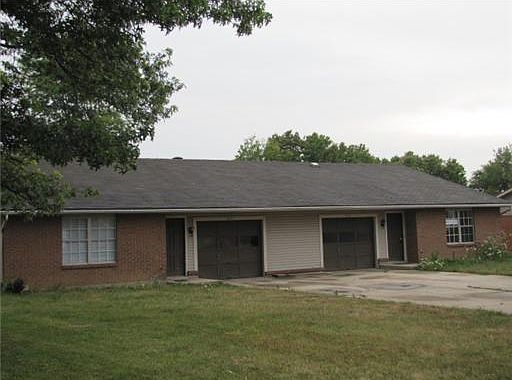 1st image of 3270 Honeysuckle Dr