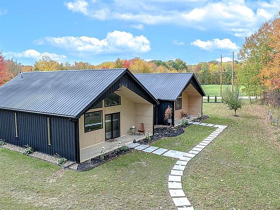 2 Connected Cottages