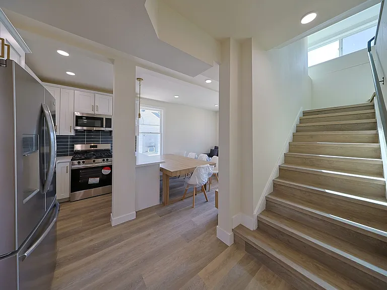 2712 Menlo Ave — Photo 13