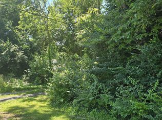 1103 W 11th St, Bloomington, IN 47404