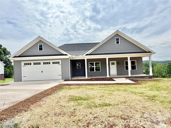 263 C I Chapman Ct, Taylorsville, NC 28681