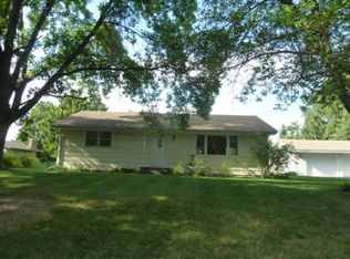 803 9th St NW, Buffalo, MN 55313