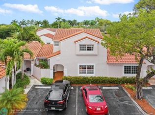1552 Springside Dr, Fort Lauderdale, FL 33326