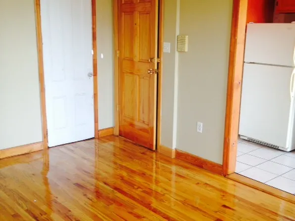 297 Stuyvesant Ave, Brooklyn, NY 11233