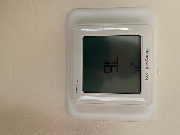 Honeywell Programmable Thermostat